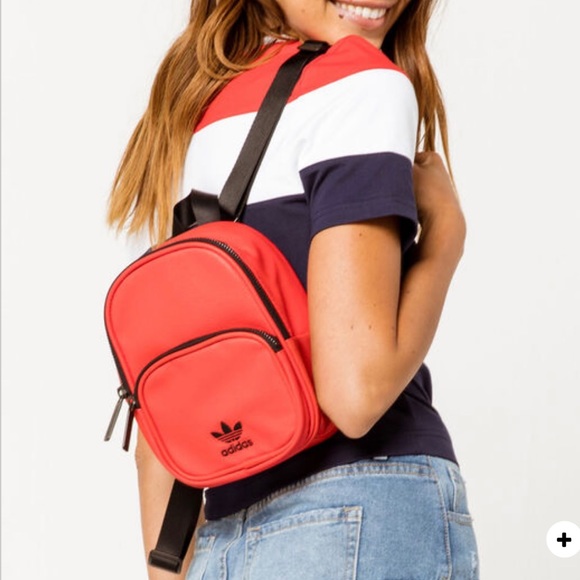 adidas original classic mini backpack